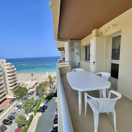 Amplio Con 2 Y Vistas Al Mar * カルプ